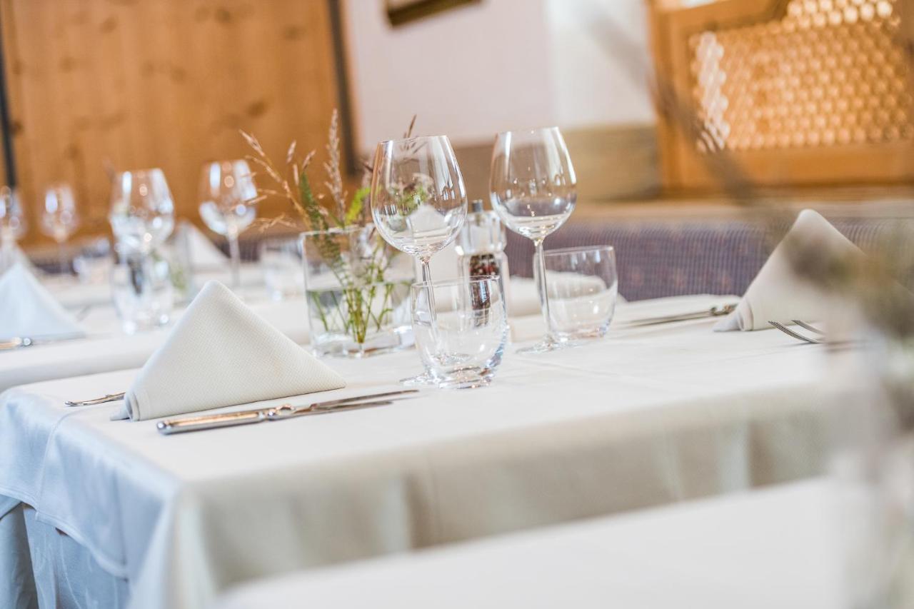 Sporthotel Exclusive San Vigilio Di Marebbe Bagian luar foto
