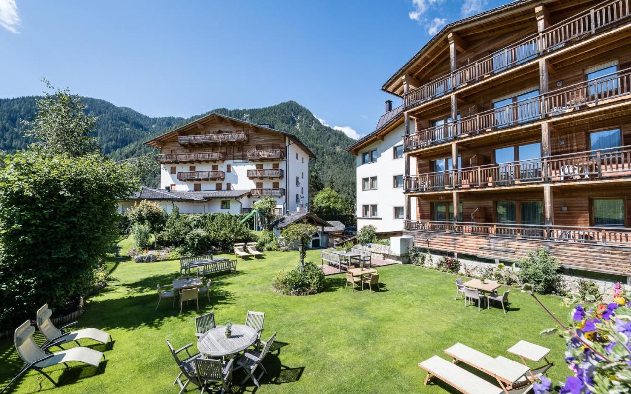 Sporthotel Exclusive San Vigilio Di Marebbe Bagian luar foto