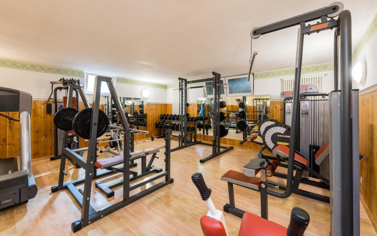 Sporthotel Exclusive San Vigilio Di Marebbe Bagian luar foto